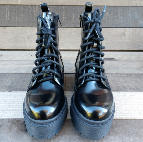 jeffrey campbell district boot